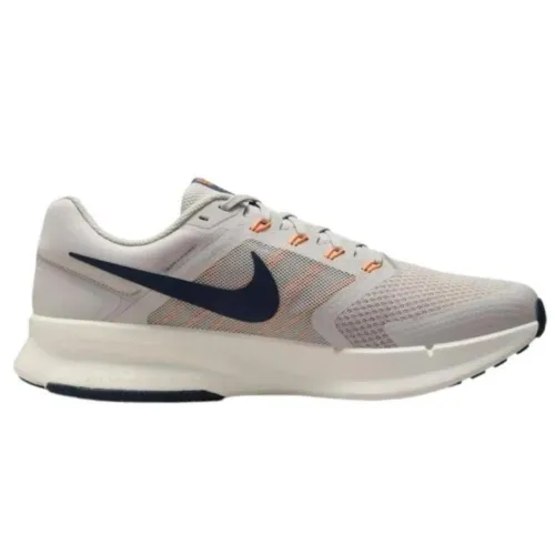 Tênis Nike Run Swift 3