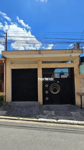 Casa à venda no bairro Caiúba em Perus