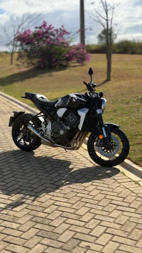 Honda CB 1000r