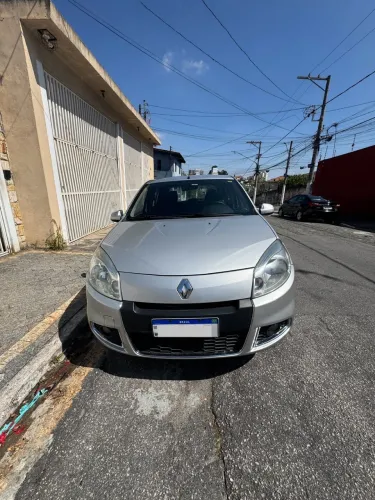 Renault Sandero Privilège Hi-flex 1.6 16V 5P AUT 2012