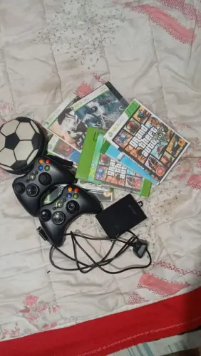 XBOX 360 COMPLETO À VENDA