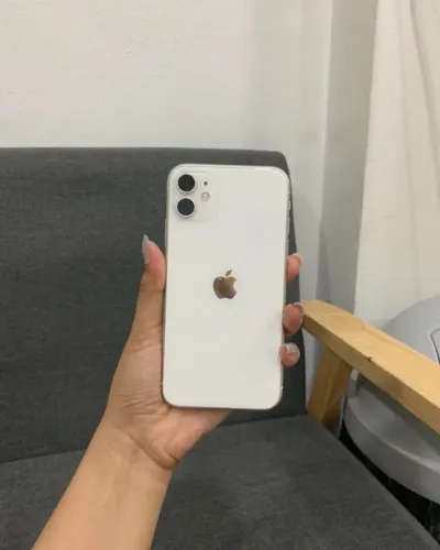 Vendo Iphone 11 128gb branco
