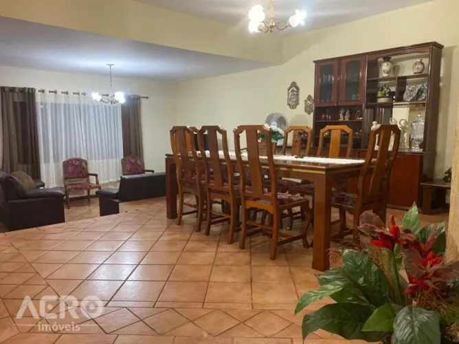 Casa com 3 dormitórios à venda, 300 m² por R$ 949.000,00 - Jardim Paulista - Ourinhos/SP