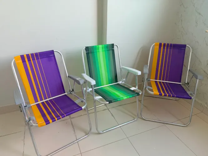 Kit com 3 cadeiras de praia em alumínio novas