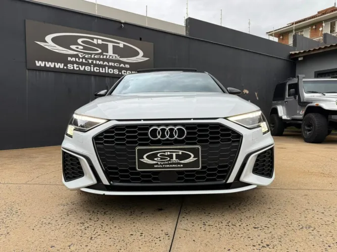 Audi A3 Sportb. Performance Black 2.0 S-tron. 2024