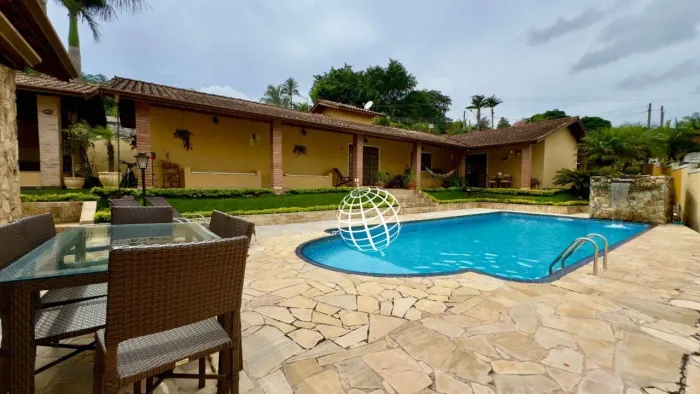 Casa com 3 dormitórios à venda, 480 m² por R$ 1.350.000,00 - Condomínio Marf II - Bom Jesu