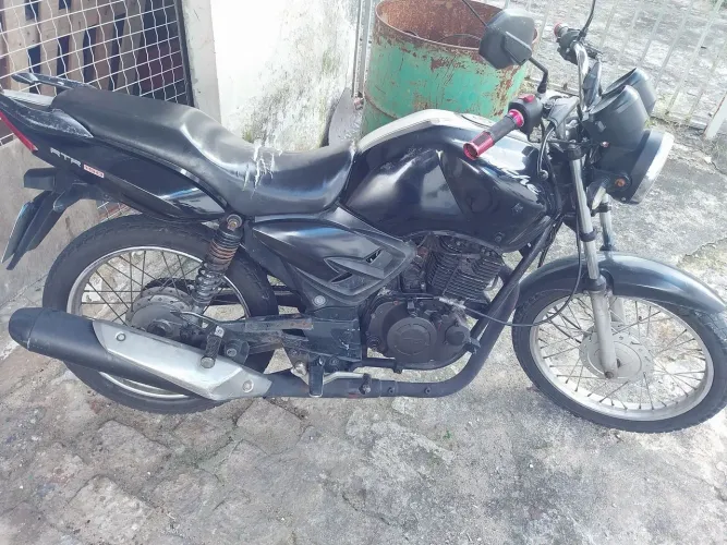 Dafra 150 a venda
