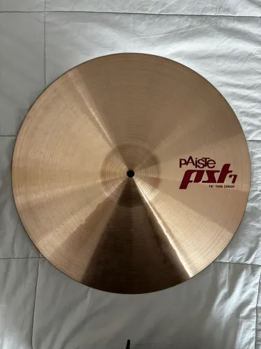 Prato Bateria Paiste PST7 Thin Crash 18 - Seminovo / Excelente estado