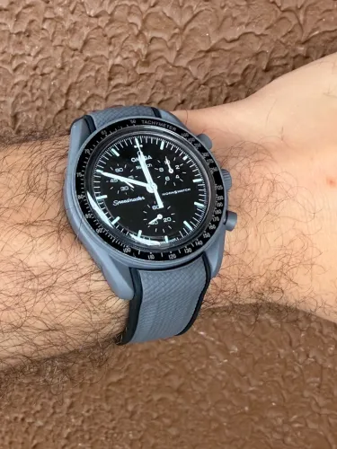 Relógio Omega x Swatch MOONSWATCH Cinza e preto