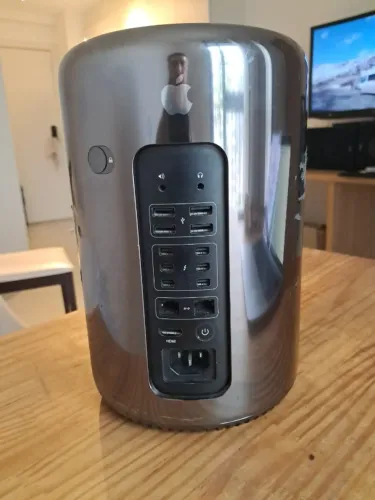 Mac Pro Apple 2013 (?Lixeira?) - 32GB RAM - SSD 1TB