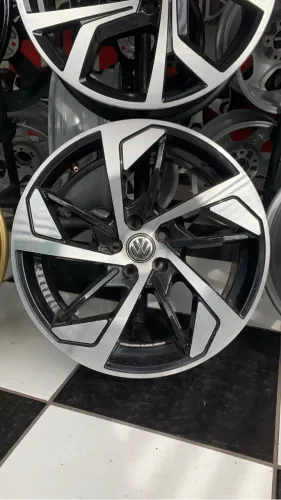 Rodas aro 17 5x100 Kr - Audi RS 