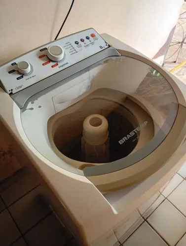 Máquina automática de lavar roupa Brastemp 