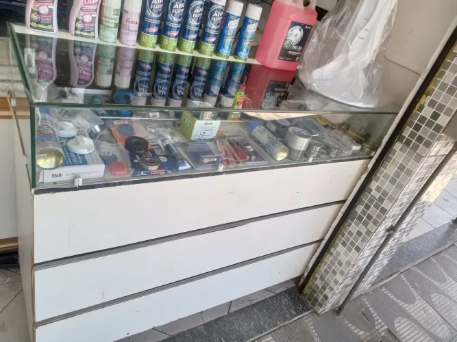 Balcão vitrini para loja
