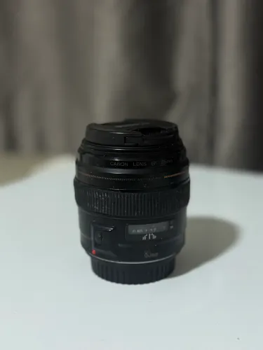 Lente Canon 85mm f 1.8