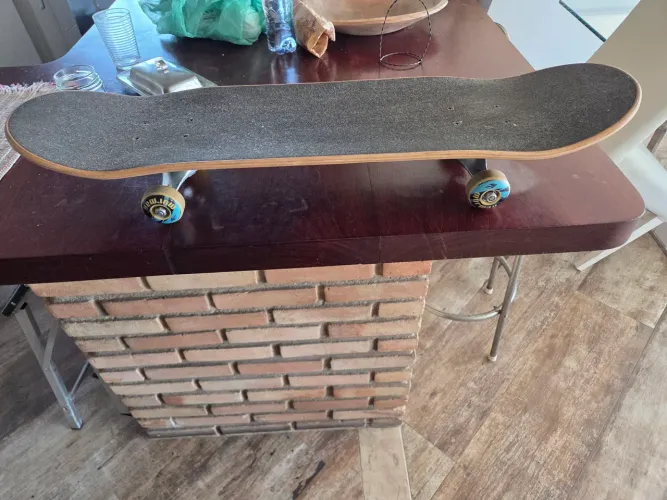 Skate Street Mormaii Original com Trucks de Alumínio