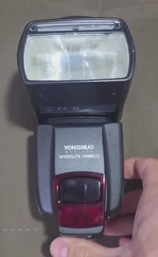 Flash para Câmera SPEEDLITE YN560 III Yongnuo