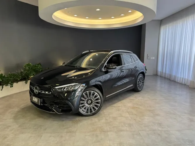 Mercedes-Benz GLA 200 Vis. Black ED. 1.6 TB 16V Aut. 2024