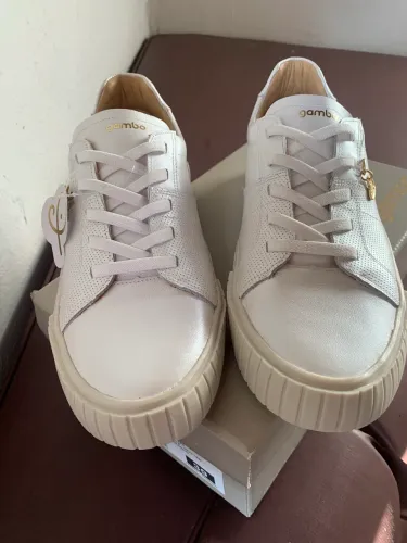 Tênis Branco Gambo