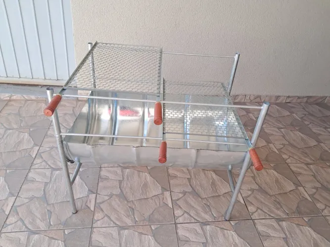 Churrasqueira desmontável meio tambor 200 litros