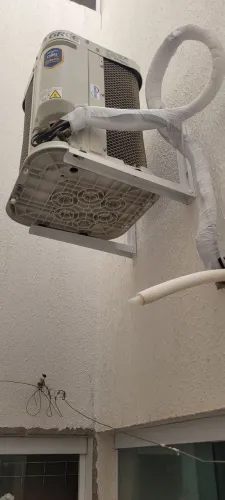 Ar-condicionado ..........................................................................