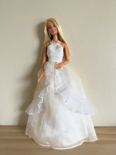 Barbie noiva
