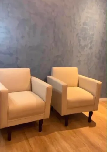 Poltronas cores Variadas disponíveis