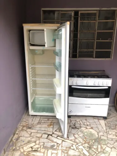 Geladeira e fogão barato!!!