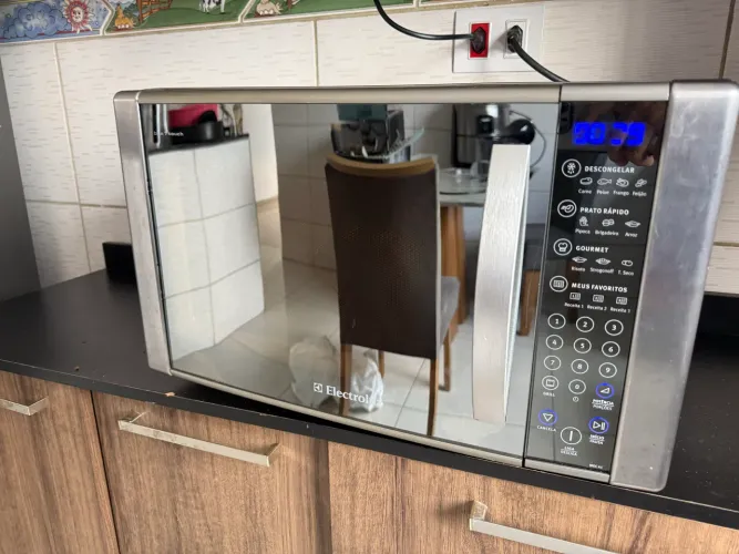 Microondas Electrolux com Grill 110 V