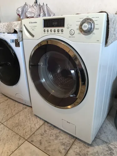 Lava e seca 9kg  127v Eletrolux perfeita 