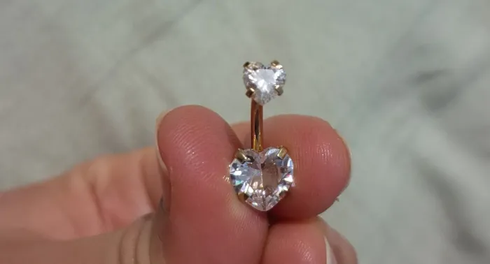 piercing de umbigo de coração