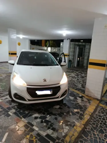 Peugeot 208 Active Pack 1.2 Flex 12V 5P Mec. 2017