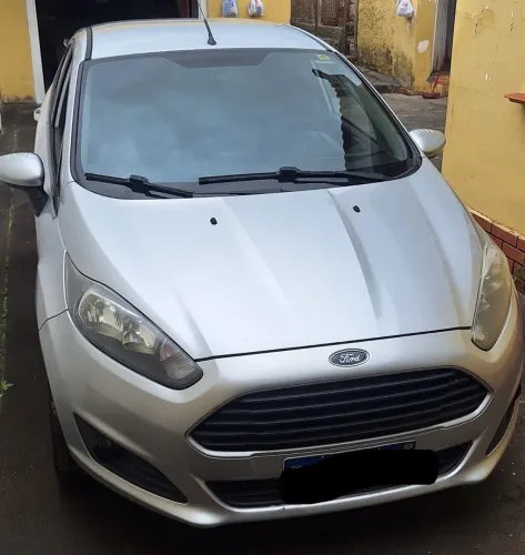 Ford Fiesta 1.5 16V Flex Mec. 5P 2015