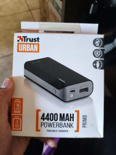 Carregador portátil USB 4400 mah