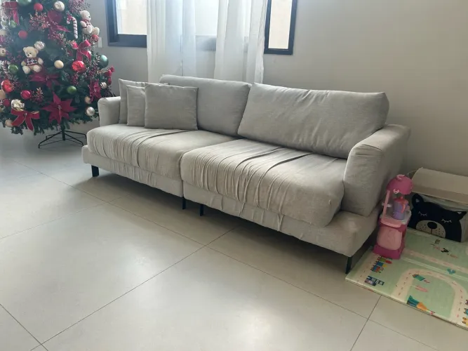 Sofá sofisticado 2,30m