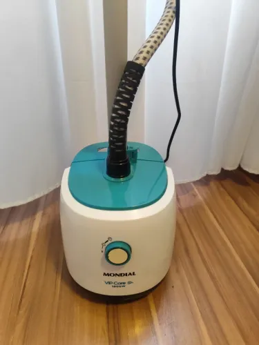 Vaporizador de roupas Mondial Vip Care 1800w. Usado umas 5 vezes.
