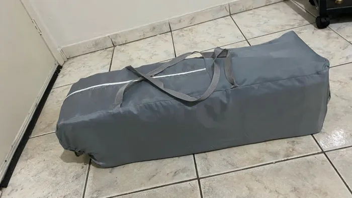 Berço Portátil Desmontável / Cercadinho Infantil Rosa com Mosquiteiro - Completo
