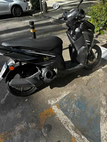 Moto novinha