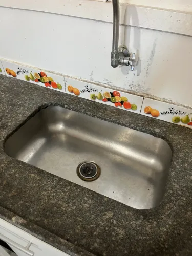 Pia de cozinha com mármore
