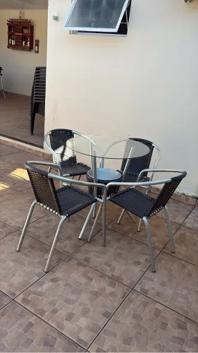 Mesa vime área externa