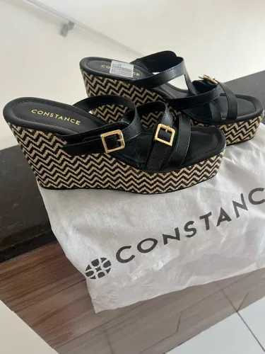 Sandália Nunca usada, de couro da Constance
