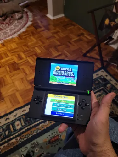 Nintendo DS Lite + 7 jogos + Case Oficial Nintendo