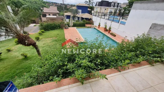 Casa de condomínio em Alameda Rubi - Golf Park - Carapicuíba/SP