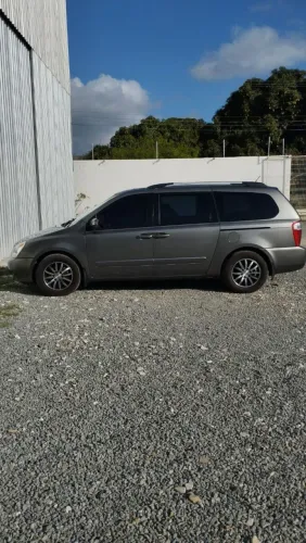 Kia Motors Carnival EX 3.5 V6 24V 276cv Aut. 2012