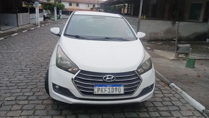 Hyundai HB20S C.plus/c.style 1.6 Flex 16V Mec.4p 2017
