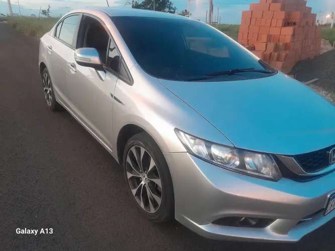Honda Civic Sedan LXR 2.0 Flexone 16V Aut. 4P 2015
