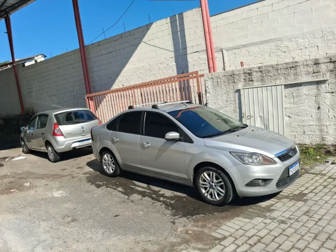 Ford Focus Sedan 2.0 16v/2.0 16V Flex 4P Aut. 2013
