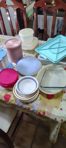 Tupperware novos e outros