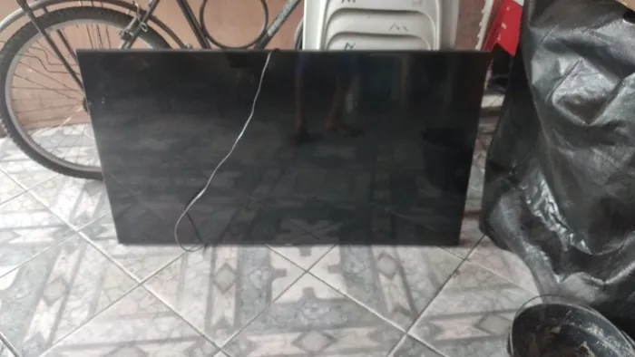 Vendo esta TV de 50 pol