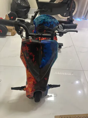 Triciclo eletrico infantil