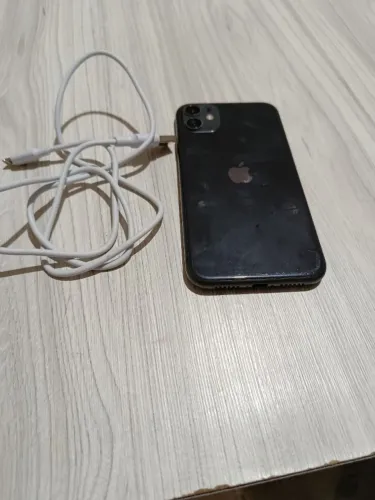 Vende -se celular iPhone 11